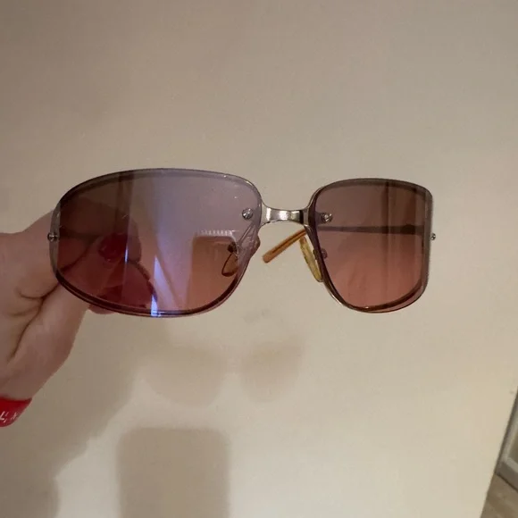 Prada Rose-Tinted Vintage Sunglasses - Picture 3 of 5